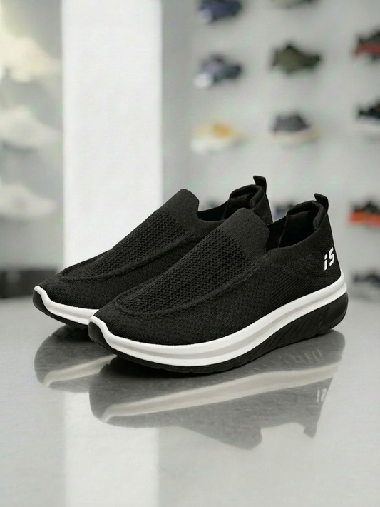 Skechers Mesh-Glide in Black