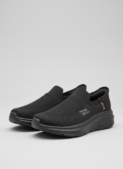 Skechers - D'Lux Walker Slip-On 2.0 In Black