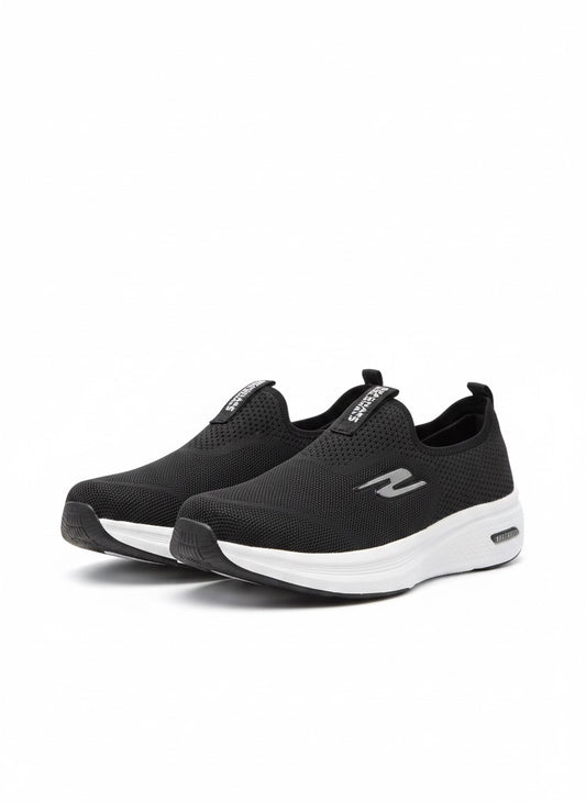 Skechers Air-Cooled in Black