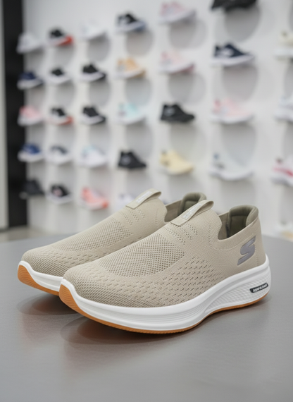 Skechers Hyper Burst Slip-Ons in Skin