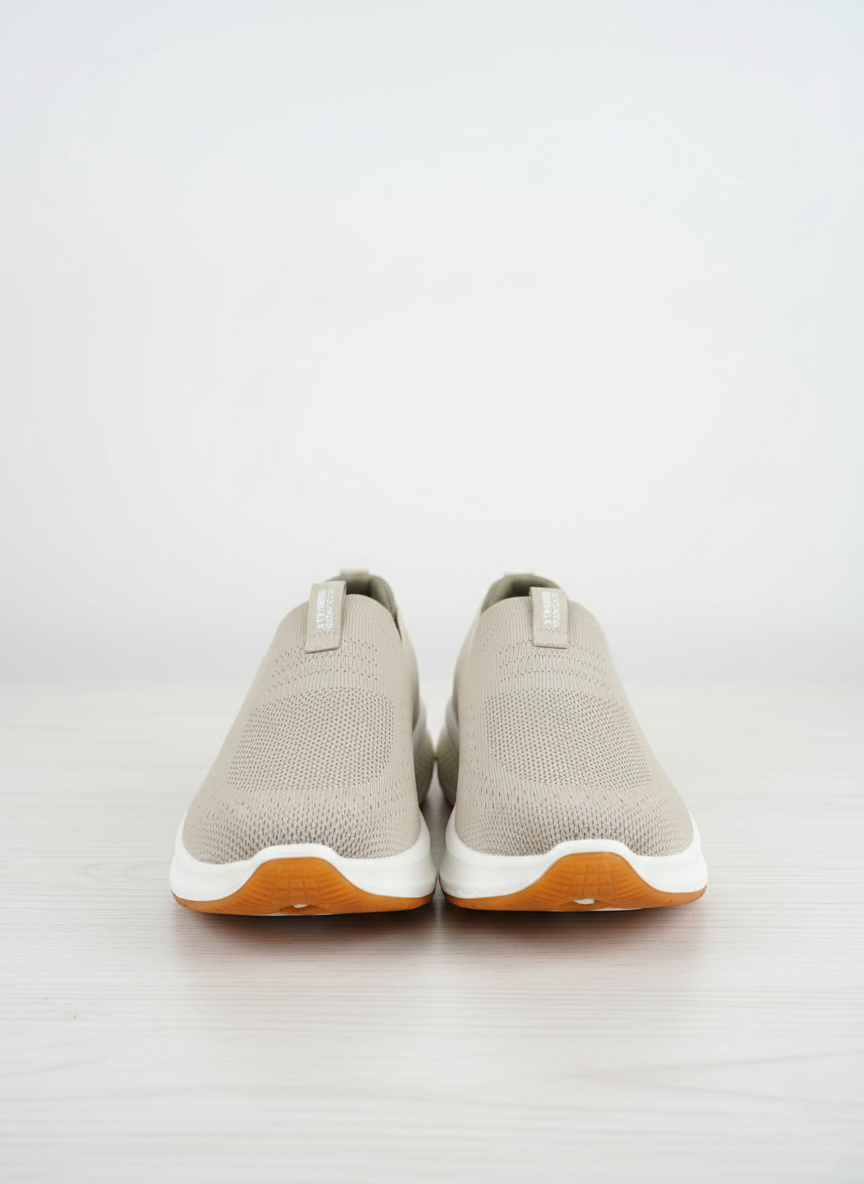 Skechers Hyper Burst Slip-Ons in Skin